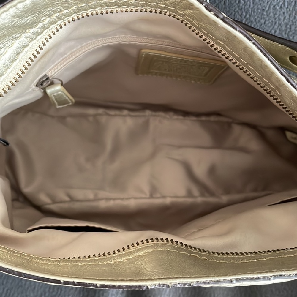 Coach Purse - Picture 2 of 6